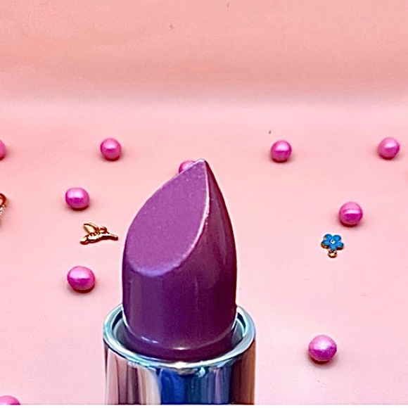 Mac Cosmetics Lusterglass Sheer-Shine Lipstick in Holiday James New - Picture 4 of 7